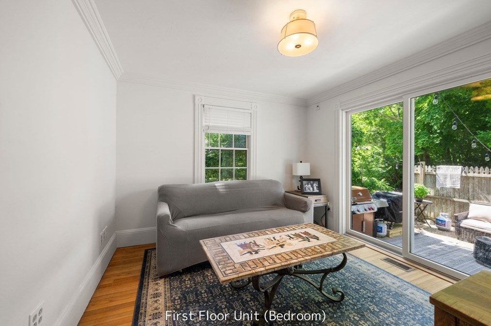 103 Sandwich St, Plymouth MA  02360-3357 exterior