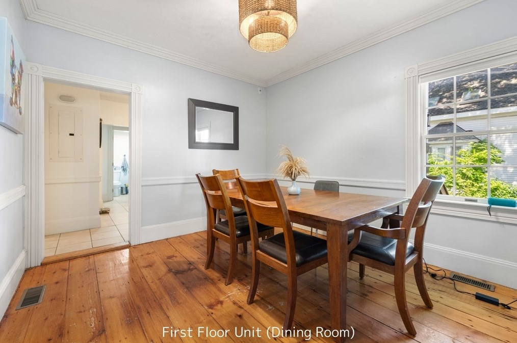 103 Sandwich St, Plymouth MA  02360-3357 exterior