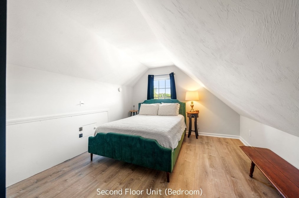 103 Sandwich St, Plymouth MA  02360-3357 exterior