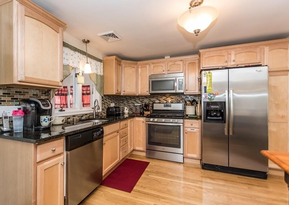 703 Main St, Watertown MA  02472-2126 exterior