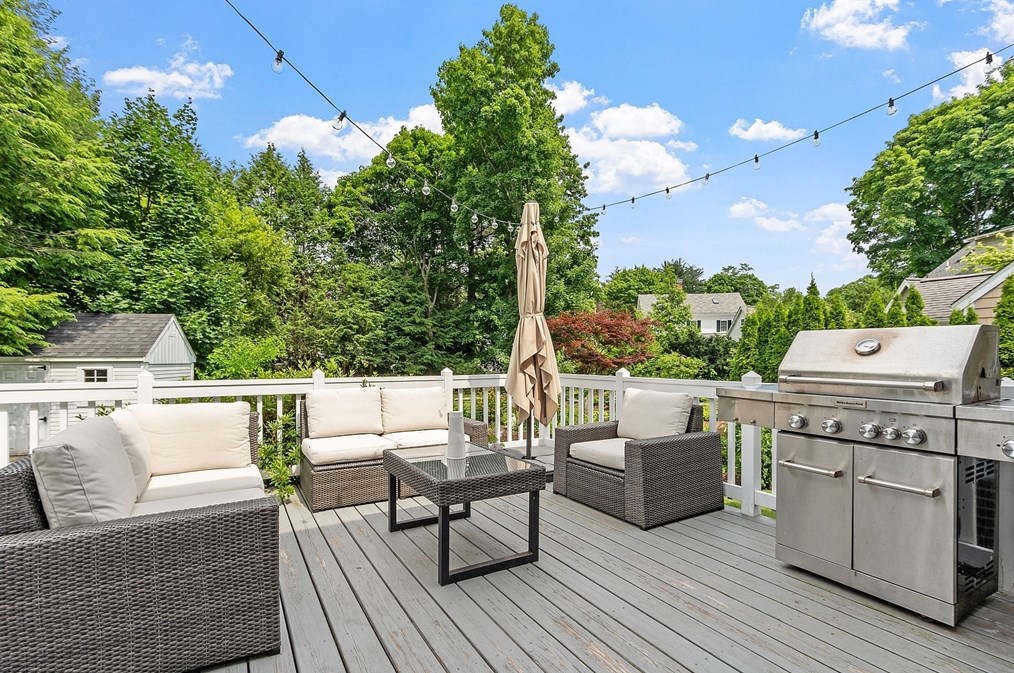 55 Forest St, Lexington MA  02421-4923 exterior