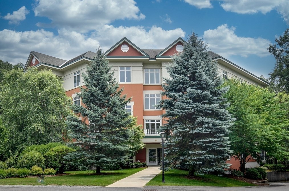 20 Northwood Dr #201, Sudbury, MA 01776