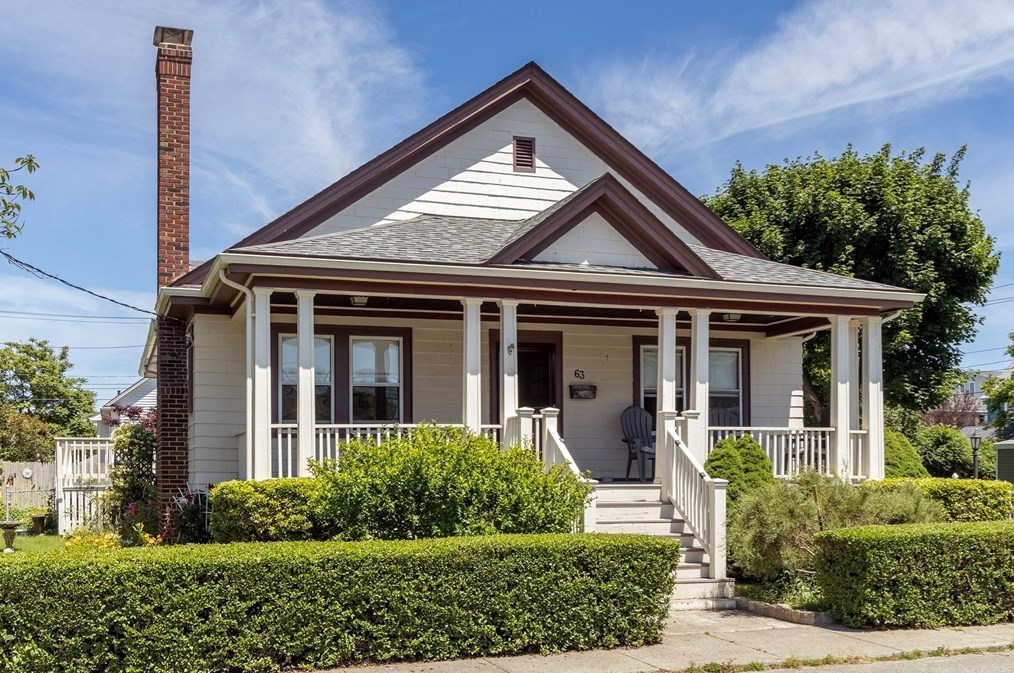 63 J St, Hull, MA 02045