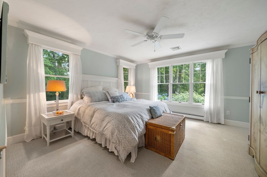 280 Ctr Hl Rd, Plymouth MA 02360-1368 exterior