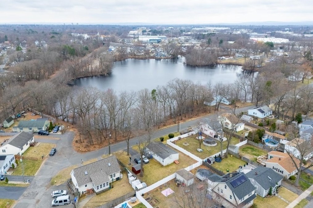 105 Geneva St, Springfield, MA 01151