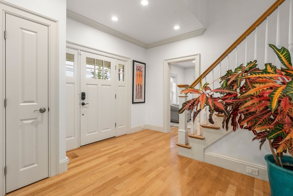 22 Ober Rd, Newton, MA 02459