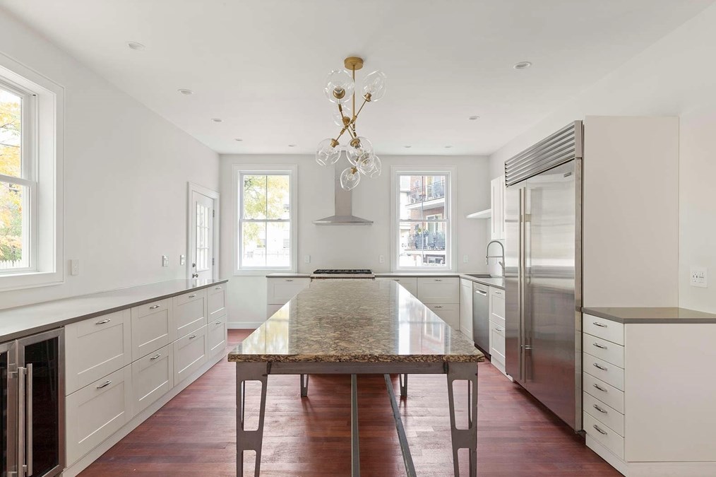 26 Babcock St, Brookline, MA 02446