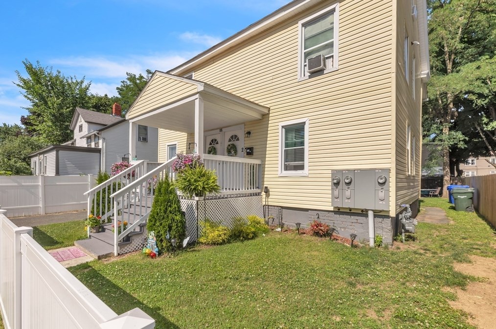 115 Ranney St, Springfield, MA 01108