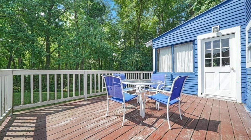 363 Whitney St, Northborough MA  01532-1151 exterior