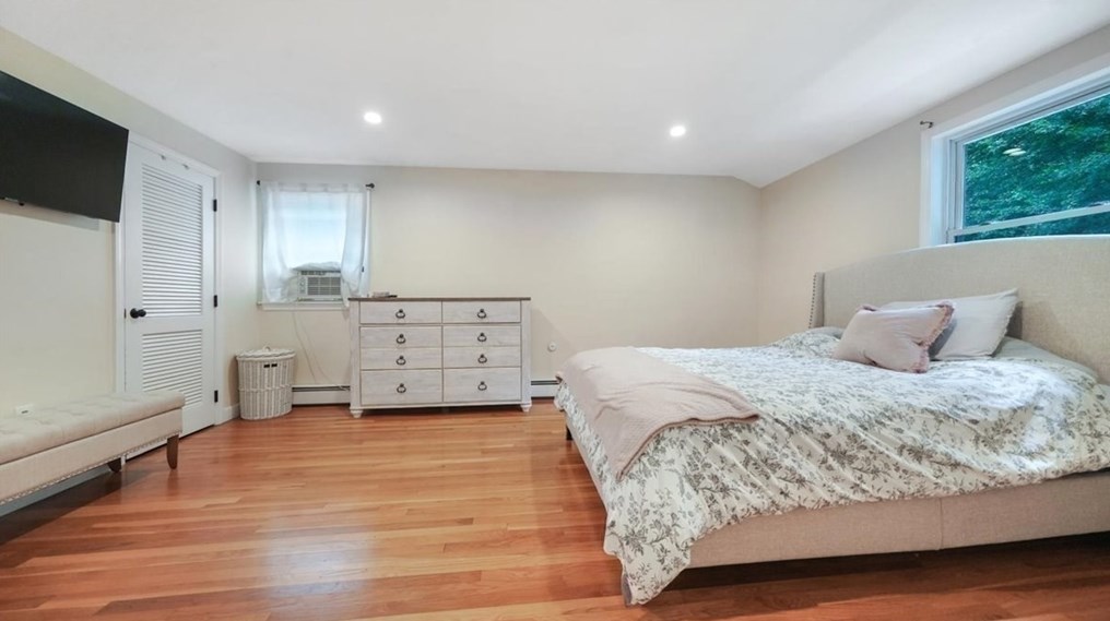 363 Whitney St, Northborough MA  01532-1151 exterior