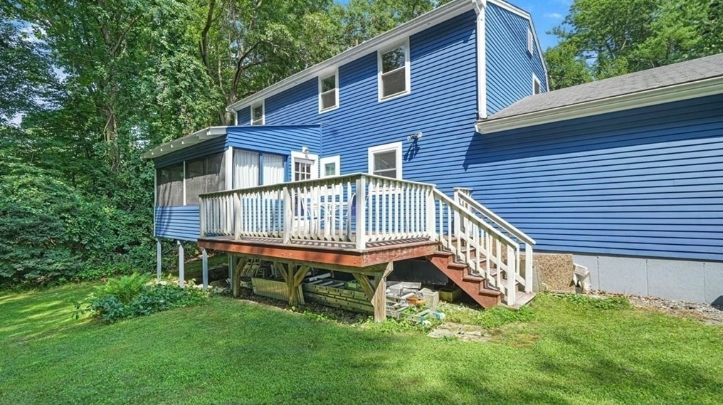 363 Whitney St, Northborough MA  01532-1151 exterior