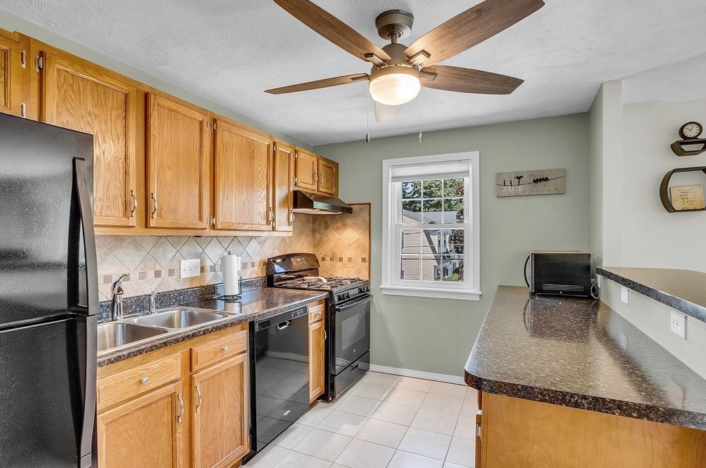 270 Main St #26, North Reading, MA 01864