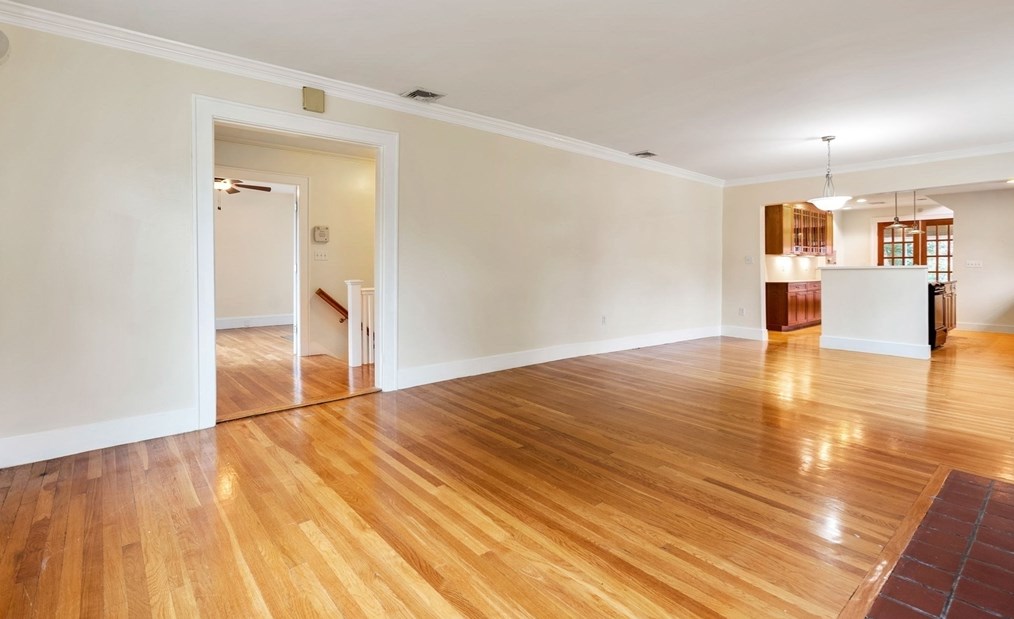 144 Eastbourne Rd #144, Newton, MA 02459