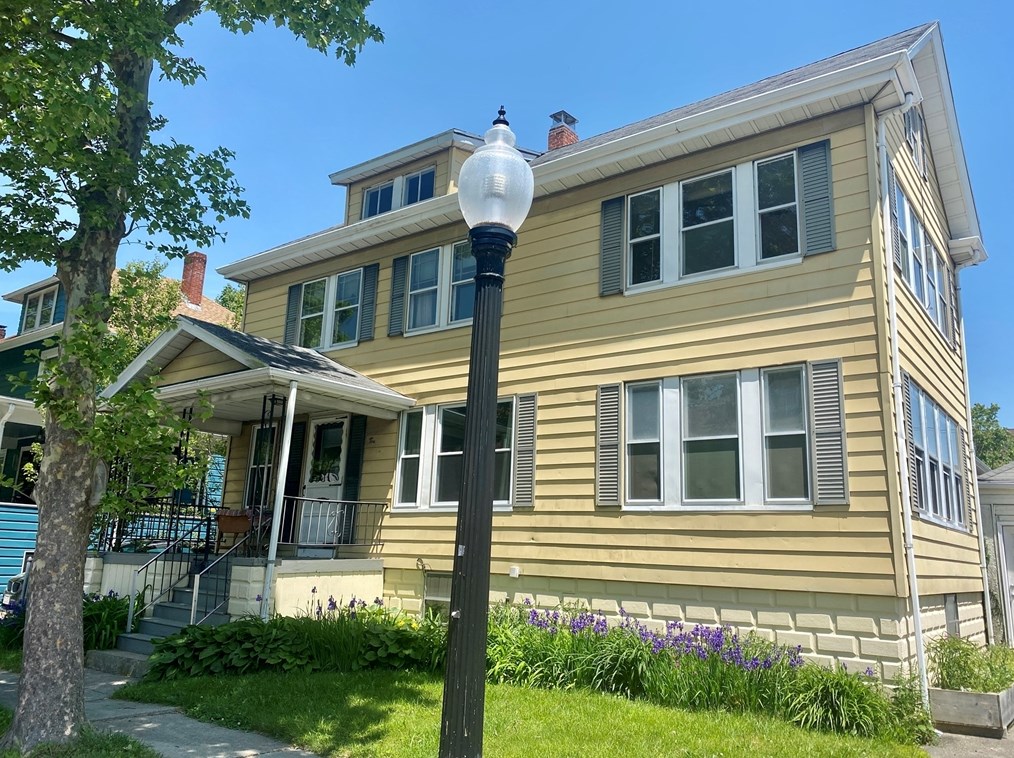 10 Junior St, New Bedford, MA 02740 exterior