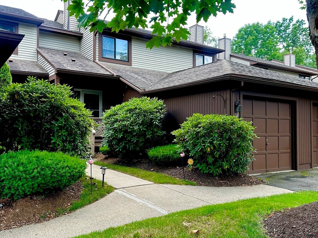 59 Dogwood Ln #59, Agawam, MA 01001