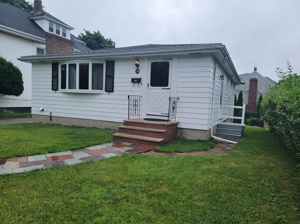 54 Greaton Rd, Boston MA  02132-1404 exterior
