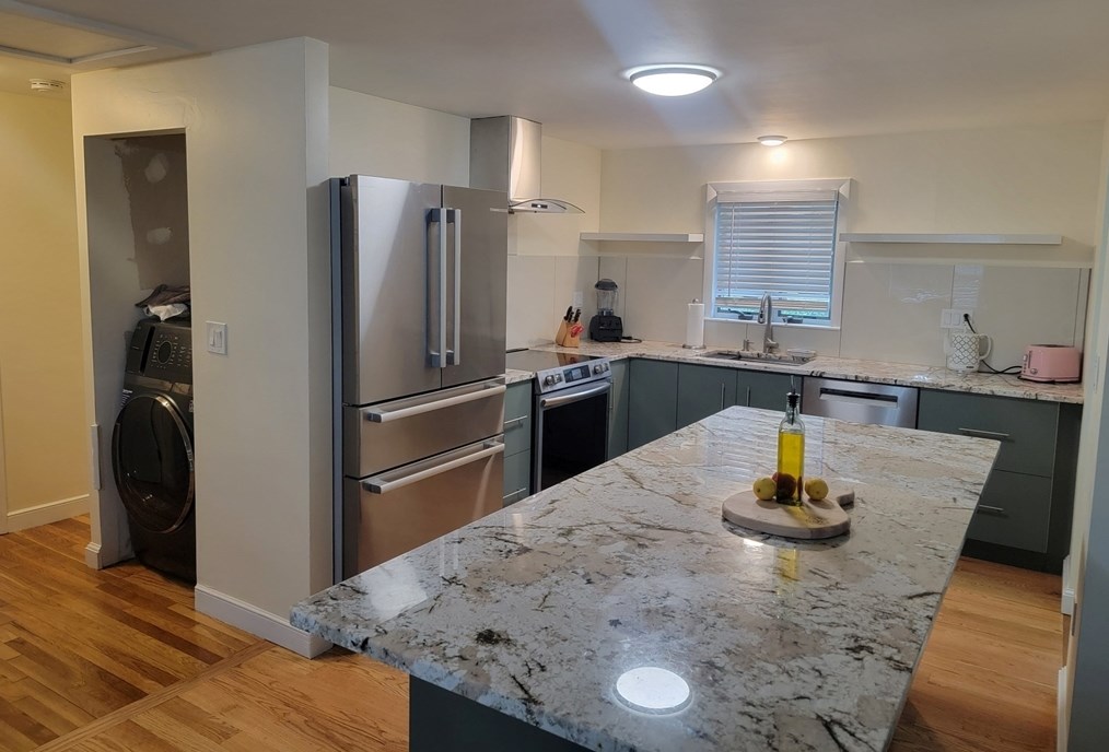 54 Greaton Rd, Boston MA  02132-1404 exterior