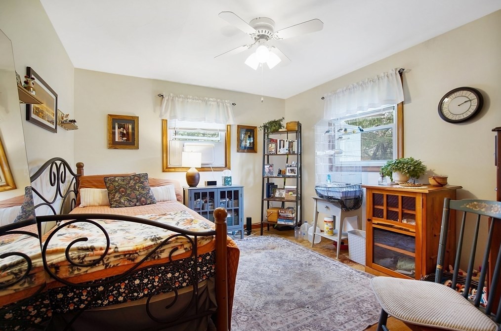 714 Holyoke Rd, Montgomery MA  01085-1764 exterior