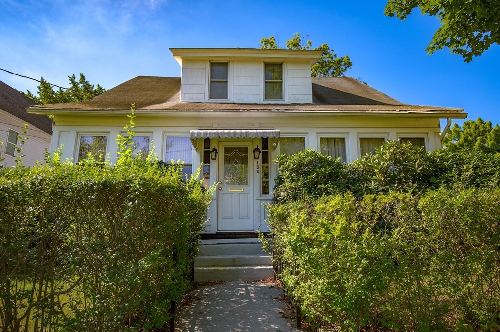 103 Ward, Chicopee, MA 01020