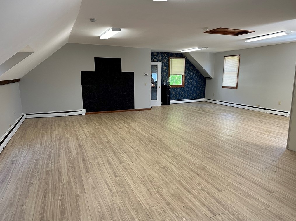 59 Merriam Ave, Leominster MA 01453-2153 exterior