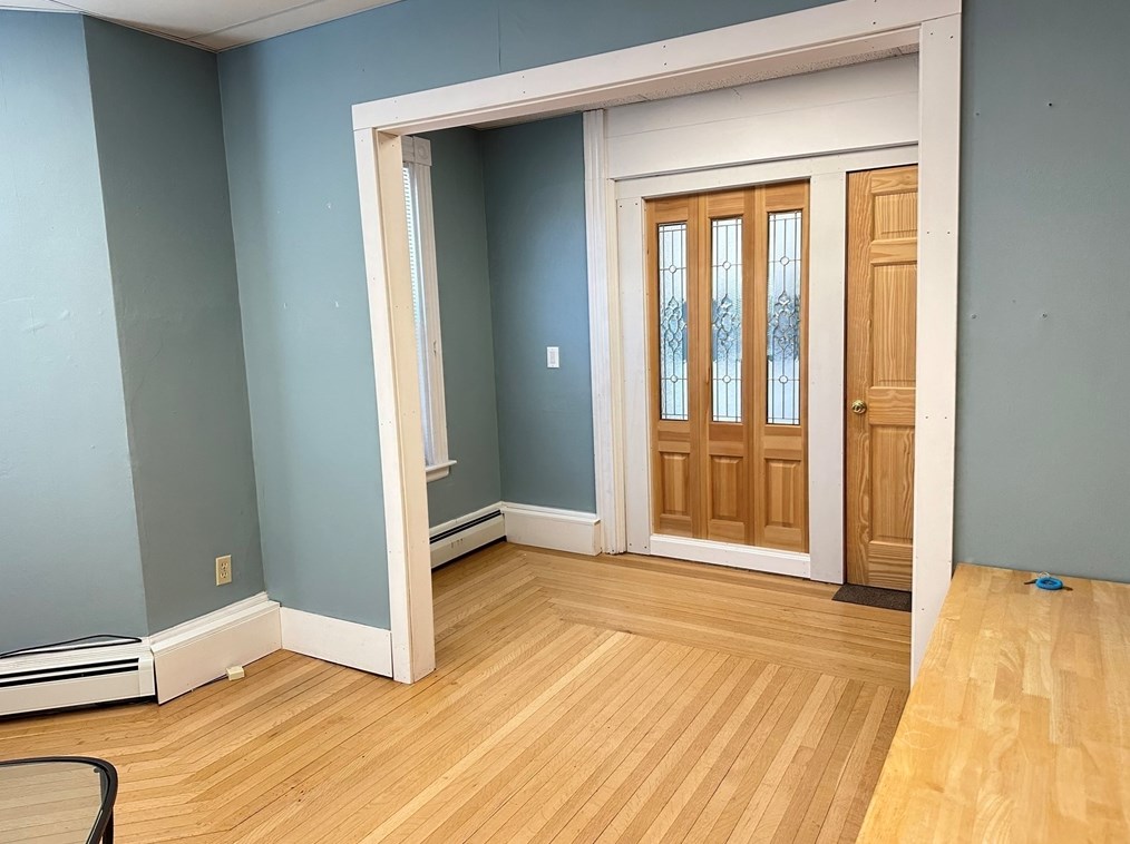 59 Merriam Ave, Leominster MA 01453-2153 exterior