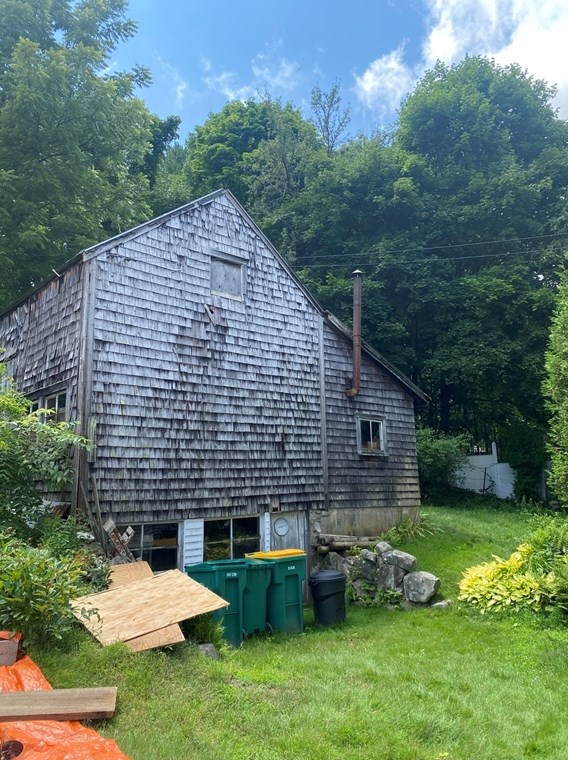 88 Mylod St, Norwood, MA 02062-4012