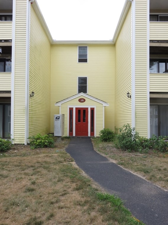5 Marc Dr #5a6, Plymouth, MA 02360