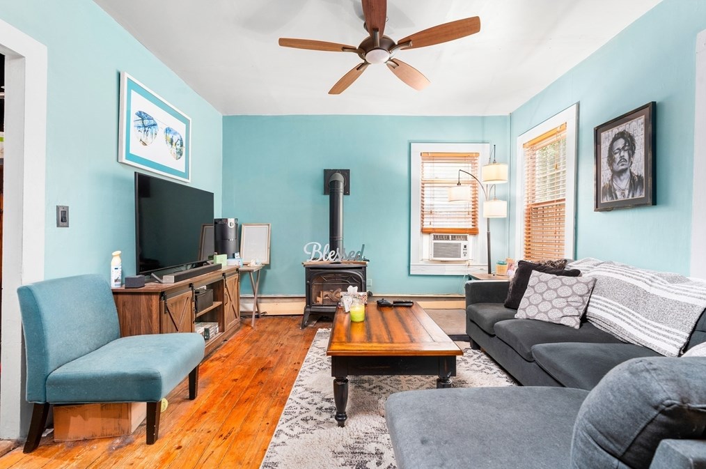 23 Fletcher Pl, Royalston, MA 01331