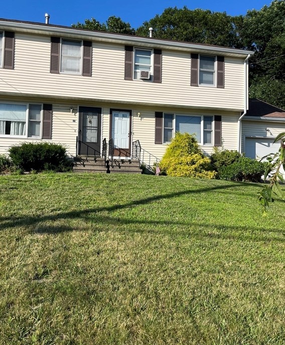 107 Pacella Park Dr #1, Randolph, MA 02368