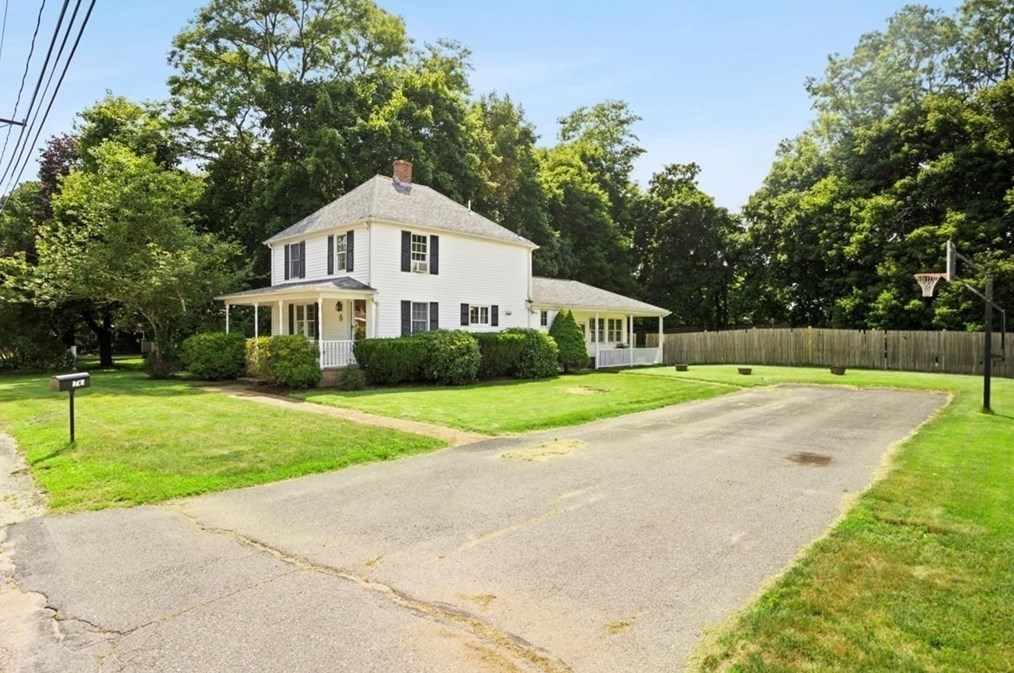 1349 Old Pleasant St, East Bridgewater, MA 02324
