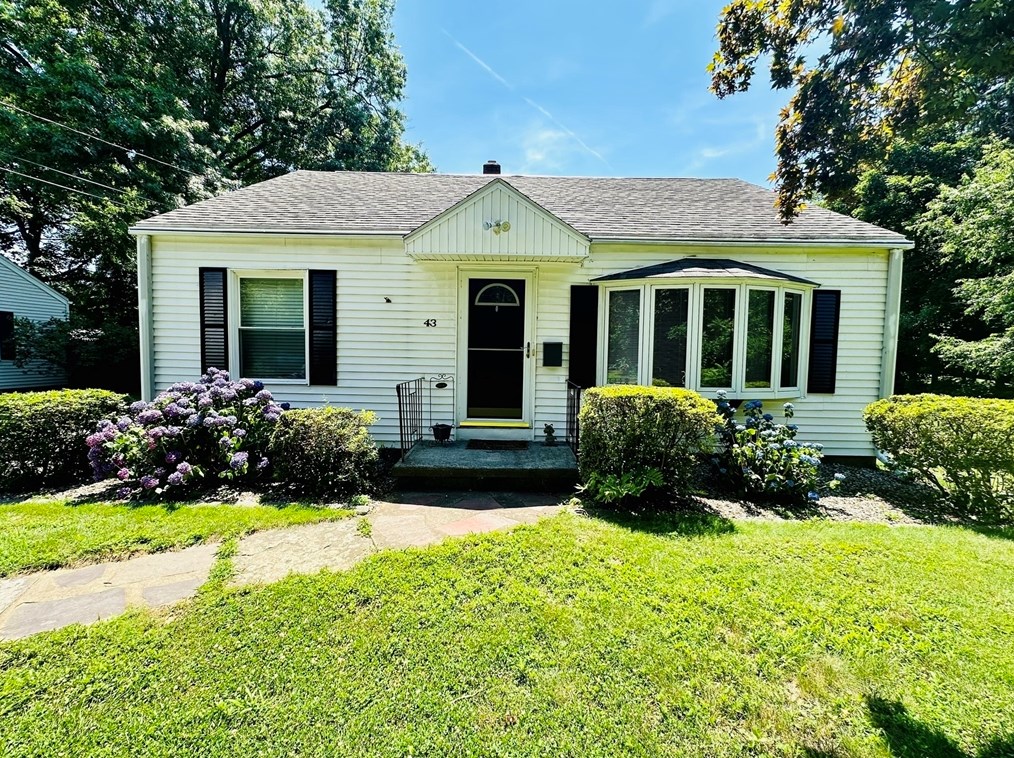 43 Sterling Rd, Agawam, MA 01001