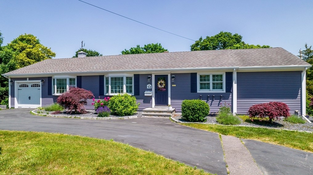 51 Maple Ave, Swansea, MA 02777 exterior