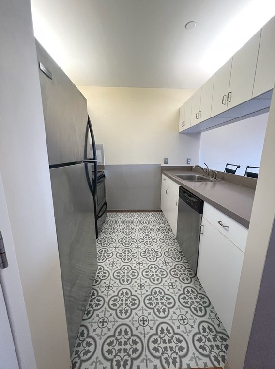 100 W Squantum St #515, Quincy, MA 02171