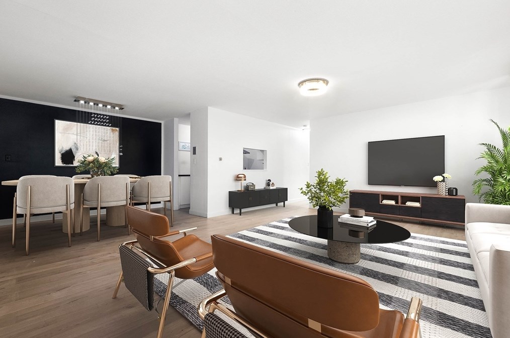 11 Crescent Dr #10, Andover, MA 01810