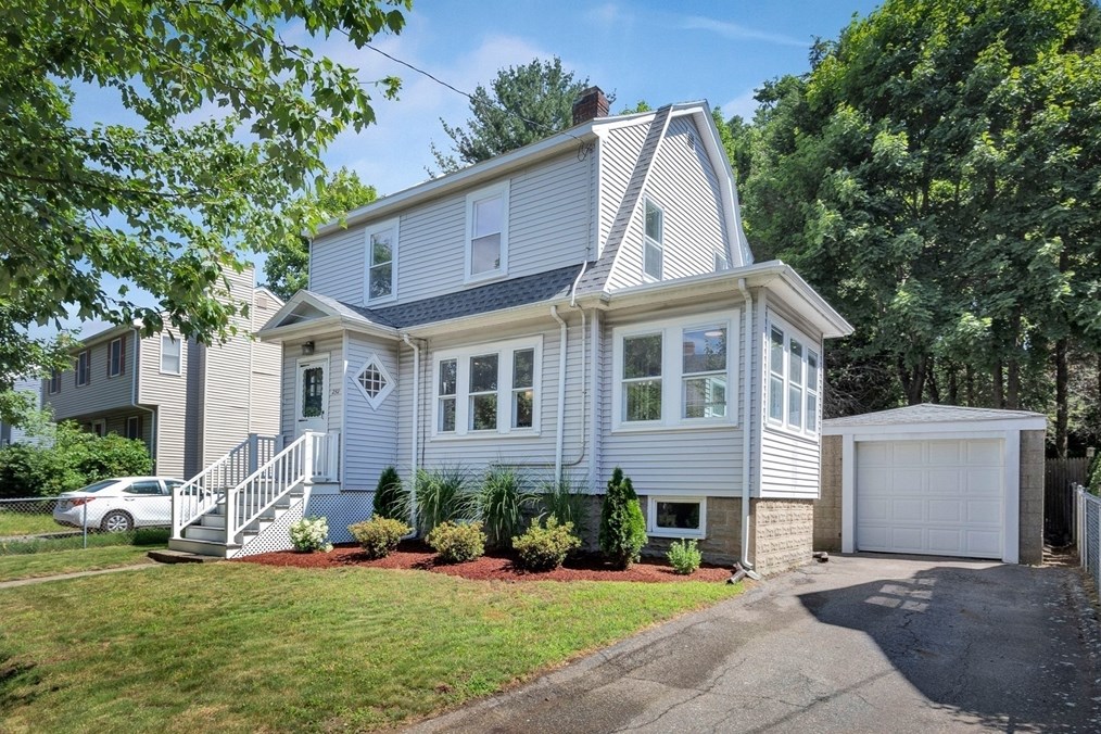 252 Wachusett Ave, Arlington, MA 02476-7351