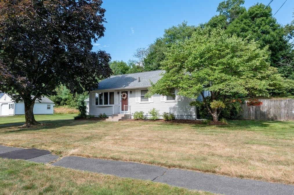283 Circle Dr, West Springfield, MA 01089