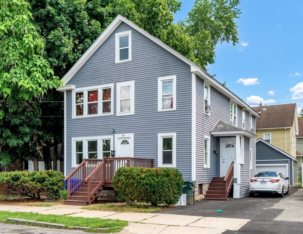 65 Hollywood St, Springfield, MA 01108