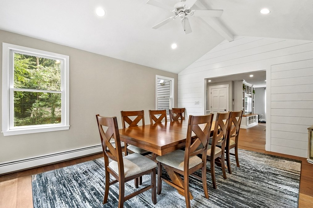 12 Evergreen Dr, Franklin MA  02038-2797 exterior