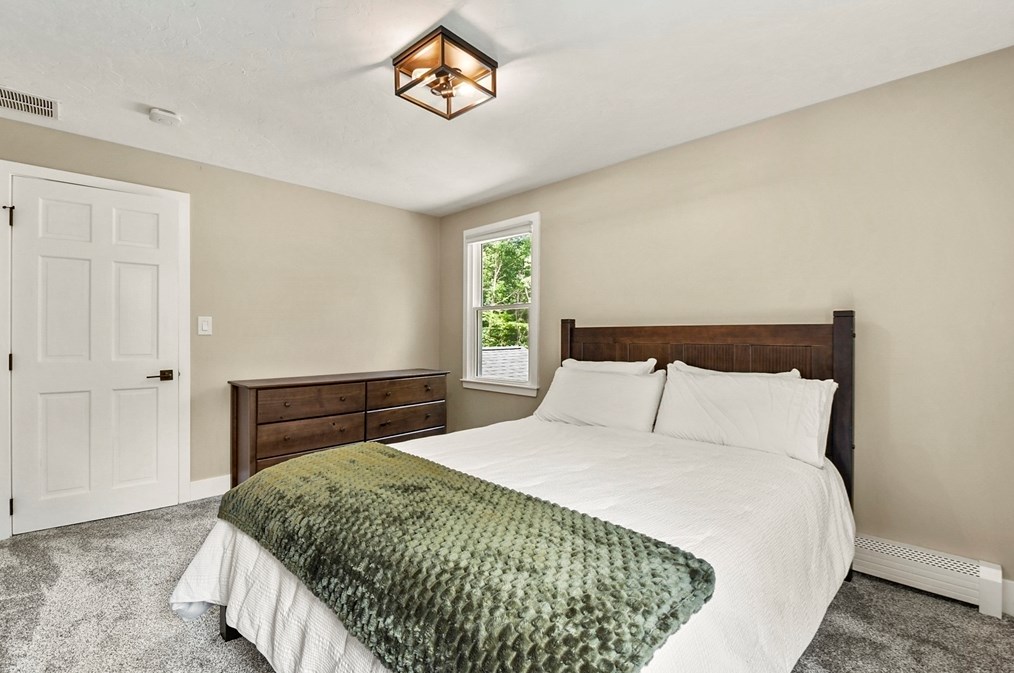 12 Evergreen Dr, Franklin MA  02038-2797 exterior