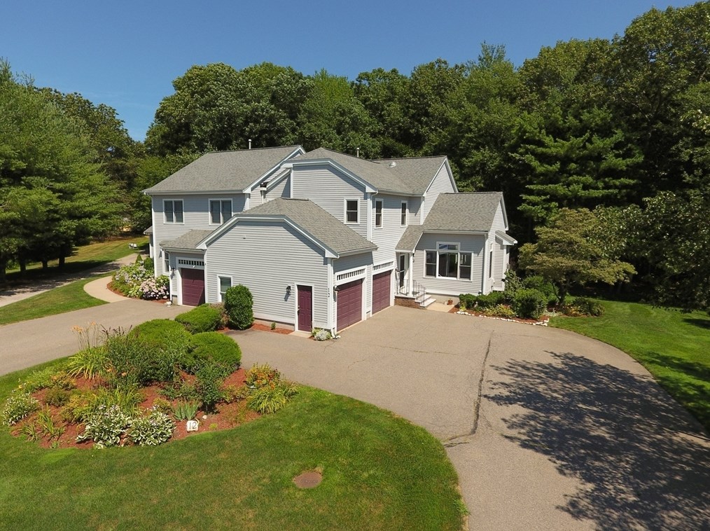 12 Edgewater Dr #12, Norton, MA 02766