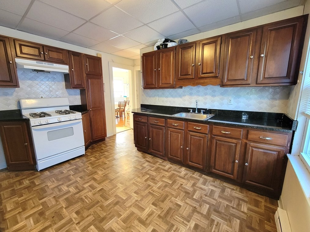 88 Selden St #2, Boston, MA 02124