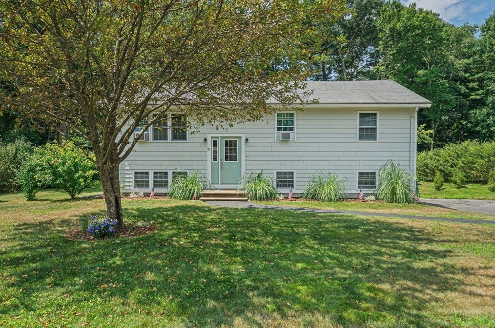 31 Rio Vista St, Billerica, MA 01862 exterior
