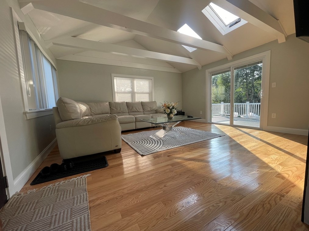 184 Belmont St, East Bridgewater, MA 02333