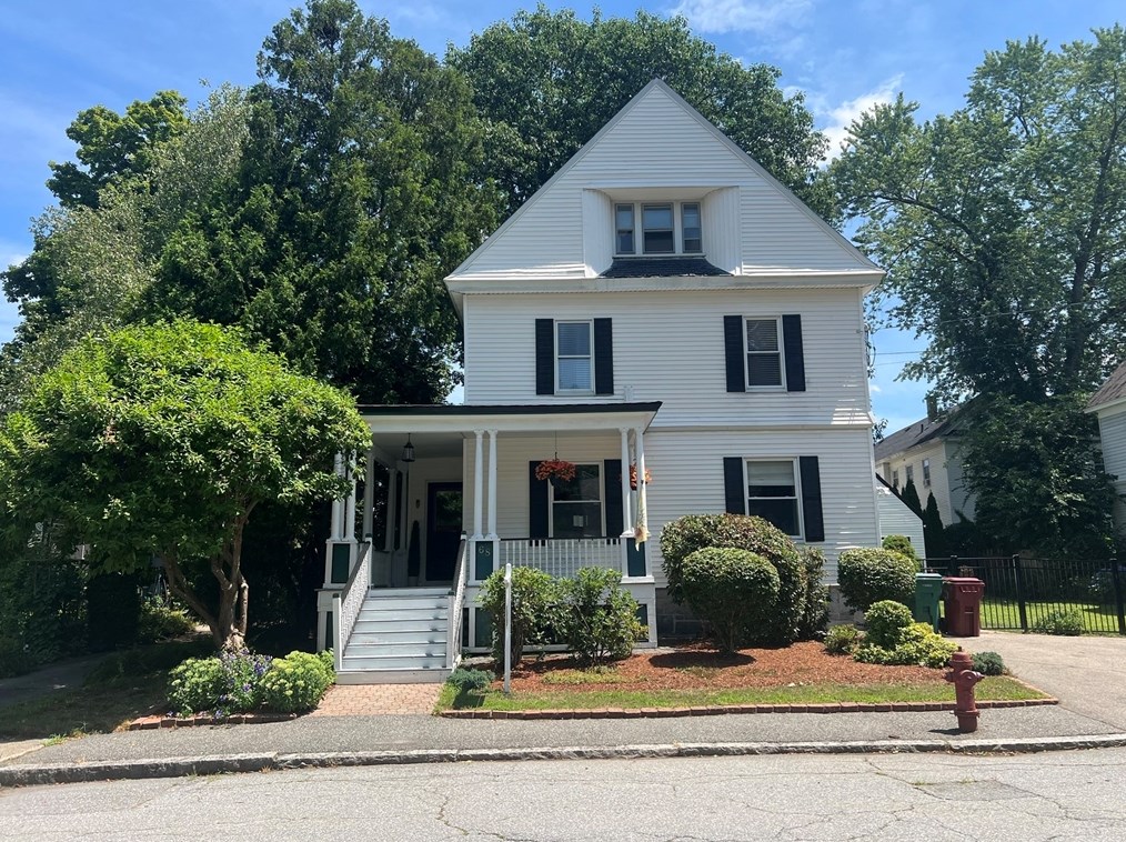 68 Florence Ave, Lowell, MA 01851