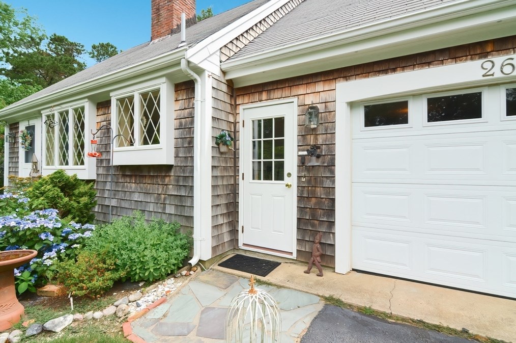 26 Windsor Rd, Sandwich, MA 02563
