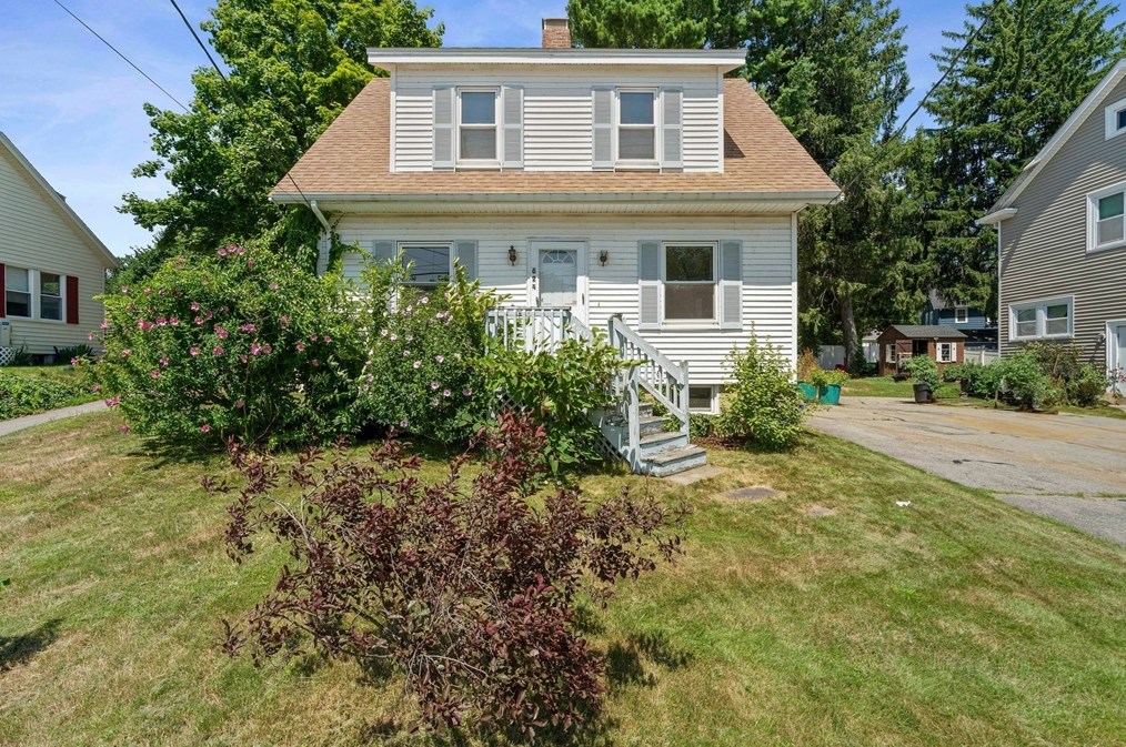 624 Main St, Walpole, MA 02081 exterior