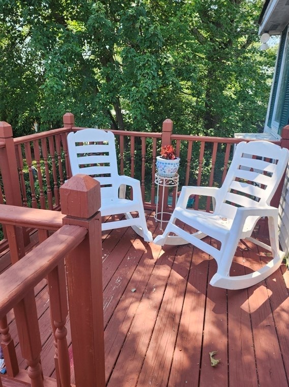 33 Staples St, Lowell MA  01851-2817 exterior