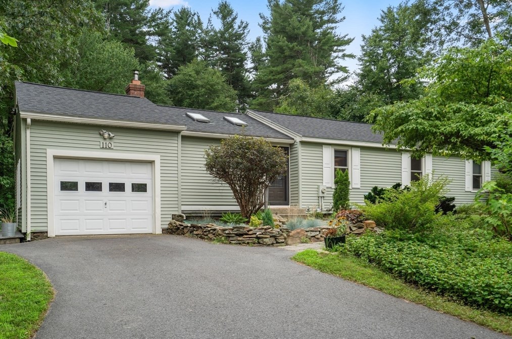 110 Central St, Boylston, MA 01505