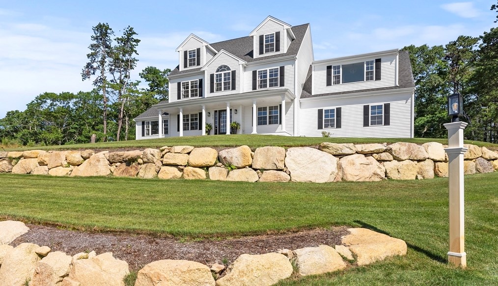 1865 State Rd, Plymouth MA  02360-5137 exterior