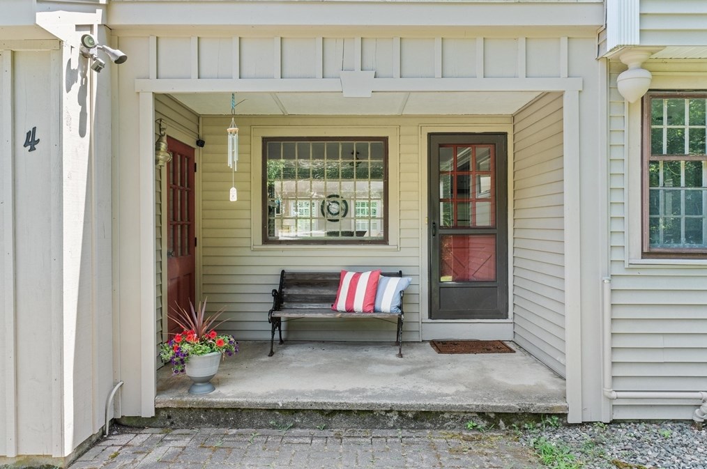 4 Campground Rd, Boxford, MA 01921